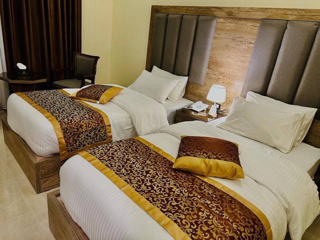 Shaqilath Hotel Вади Муса Экстерьер фото